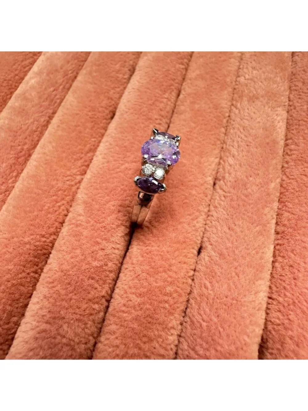Silver-Tone Ring With Round & Marquise Cut Purple CZ Stones Size 7.5 - Picture 2 of 11